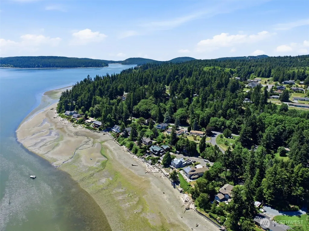 14544 Jura Way Anacortes WA 98221