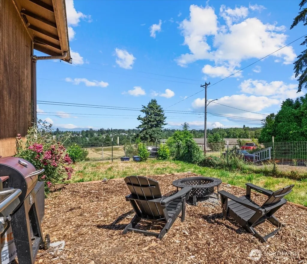 3618 E M Street Tacoma WA 98404