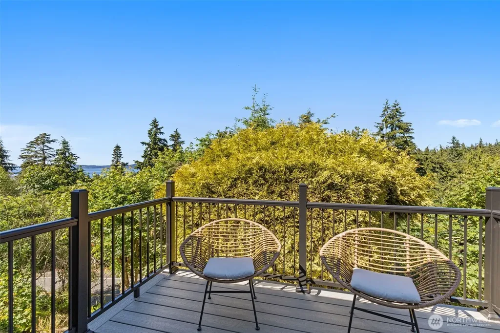 9100 Olympic View Drive Edmonds WA 98026