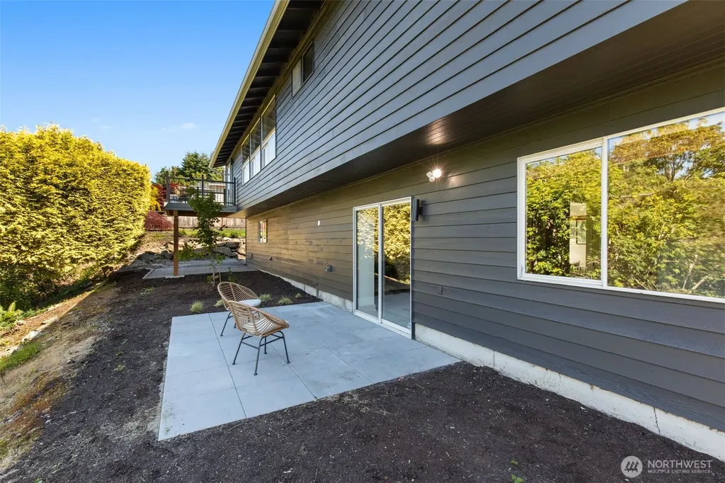 9100 Olympic View Drive Edmonds WA 98026