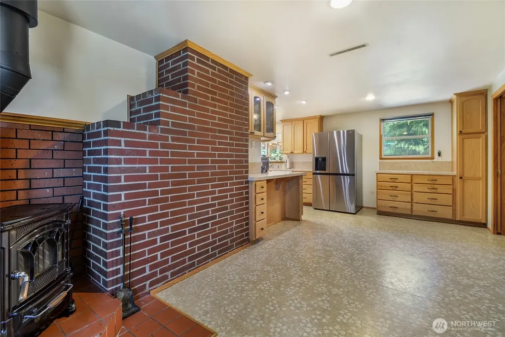 20612 14th Avenue S Seatac WA 98198
