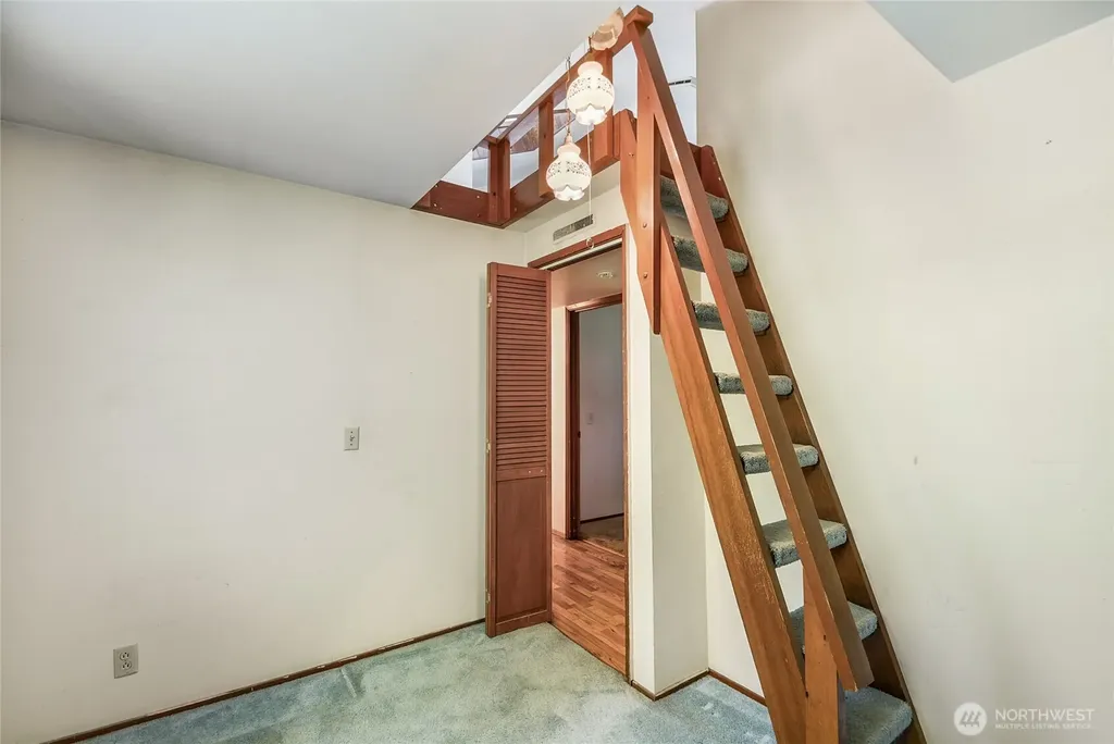 20612 14th Avenue S Seatac WA 98198