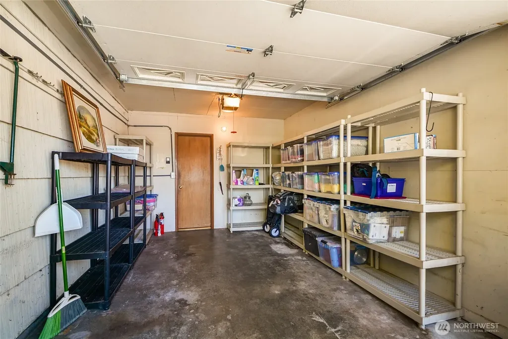 20612 14th Avenue S Seatac WA 98198