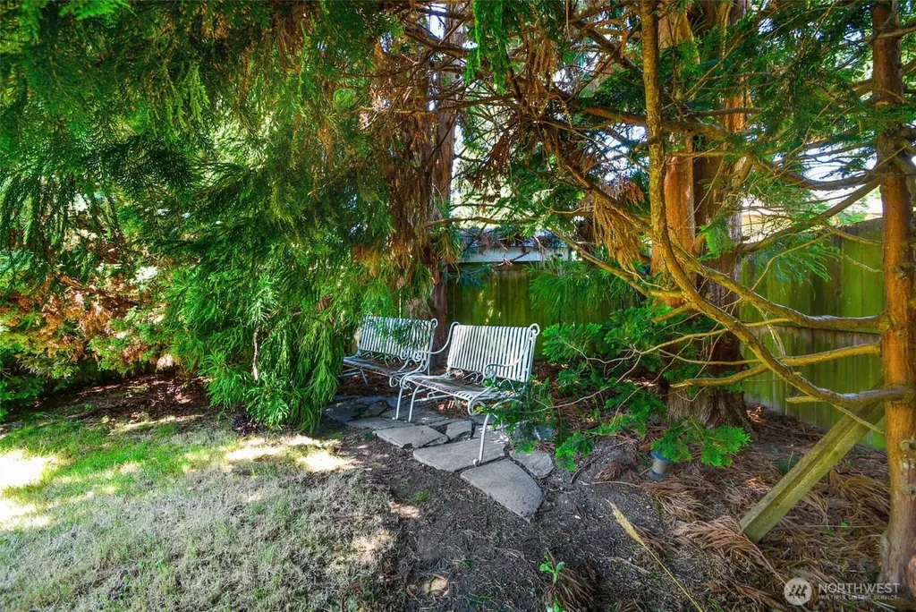 20612 14th Avenue S Seatac WA 98198