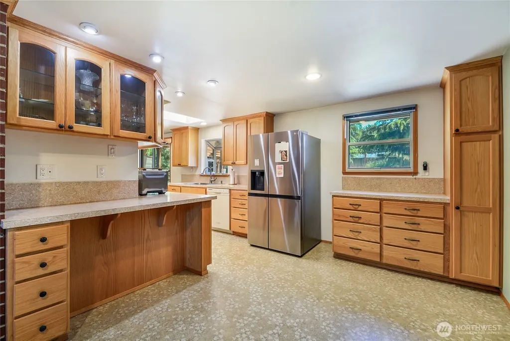 20612 14th Avenue S Seatac WA 98198