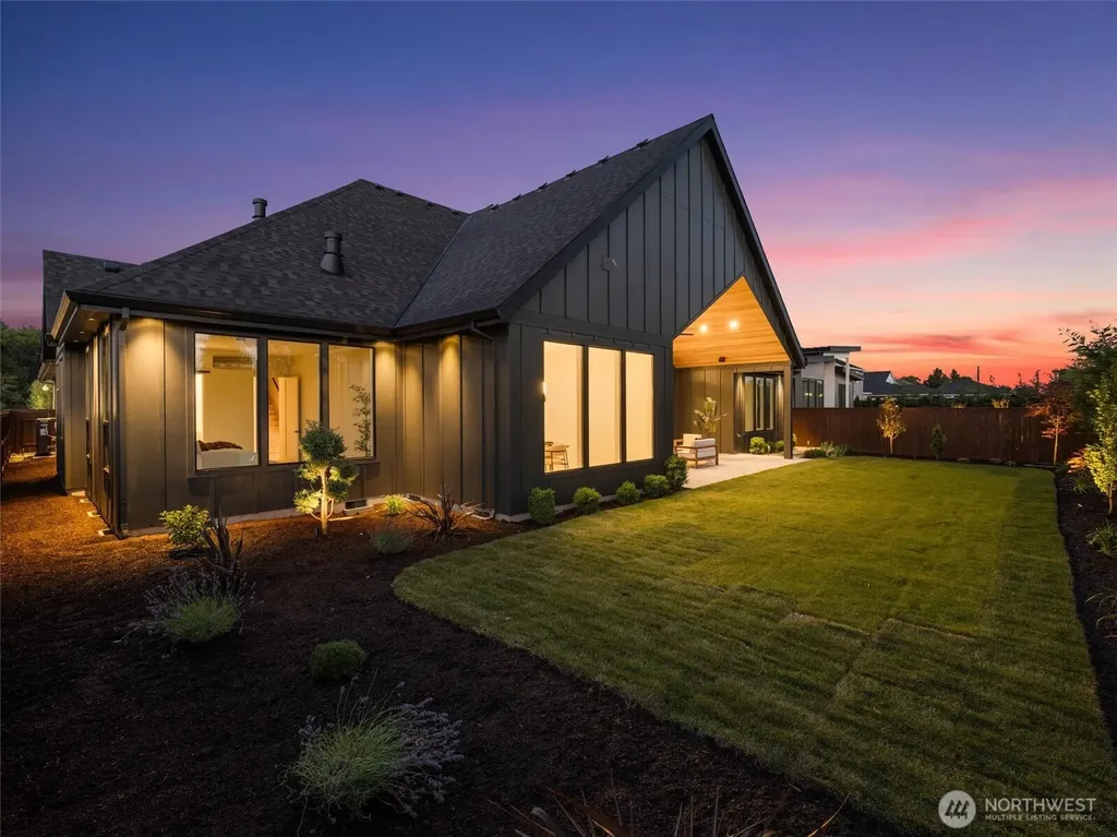 8706 NE 182nd Place Vancouver WA 98682