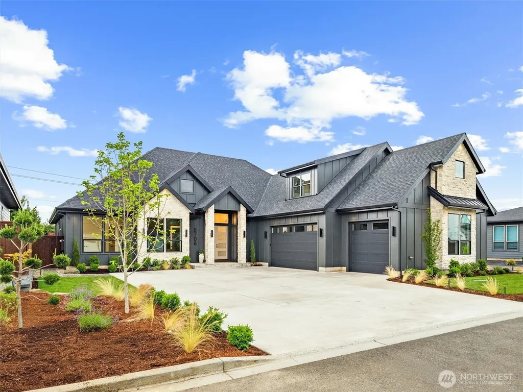 8706 NE 182nd Place Vancouver WA 98682
