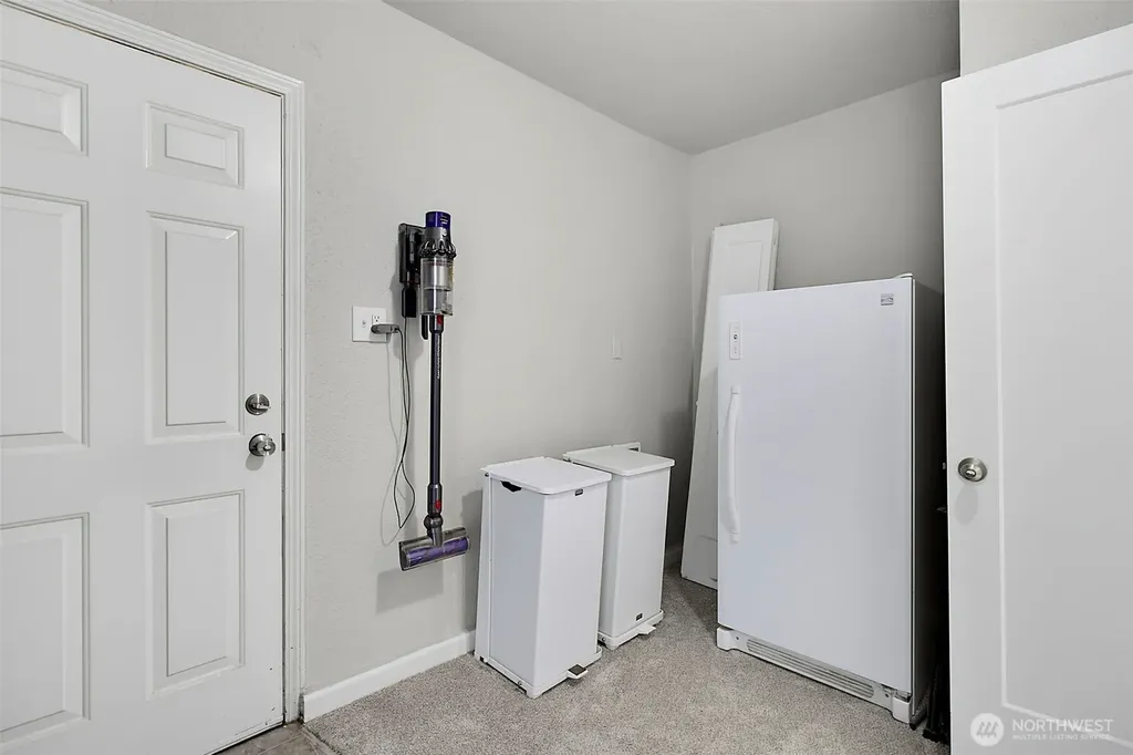 1818 S 37th Street Tacoma WA 98418