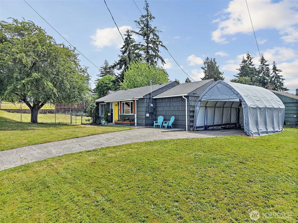 1818 S 37th Street Tacoma WA 98418