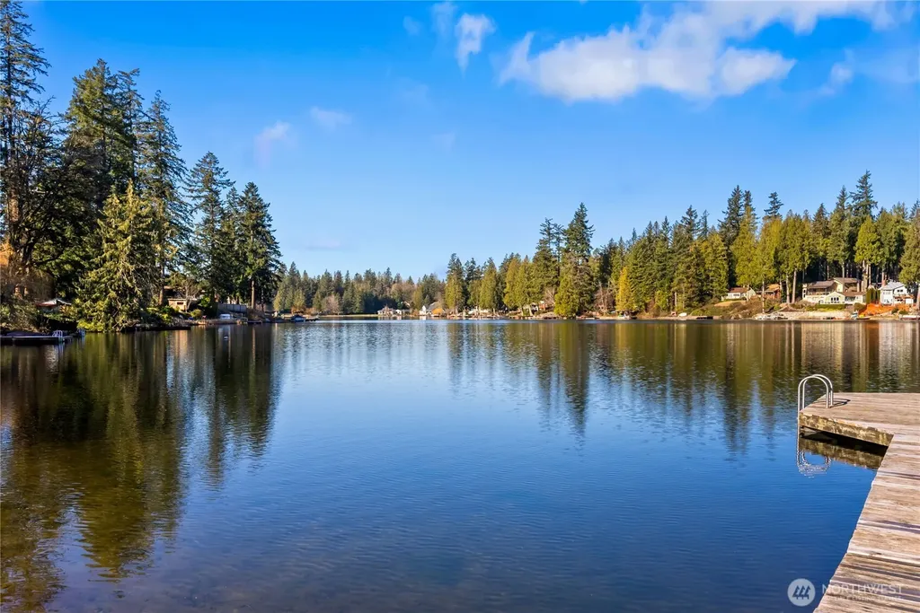 21838 SE 271st Place Maple Valley WA 98038