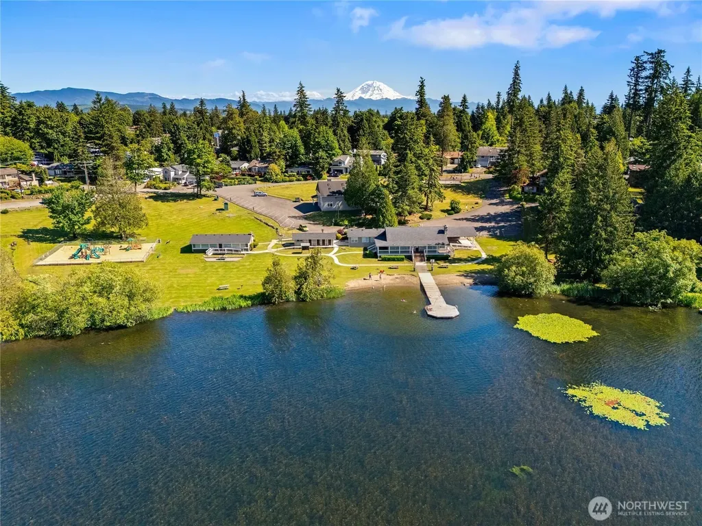 21838 SE 271st Place Maple Valley WA 98038