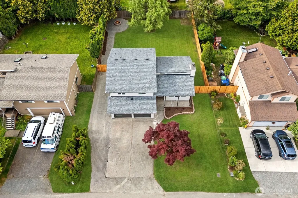 21838 SE 271th Place Maple Valley WA 98038