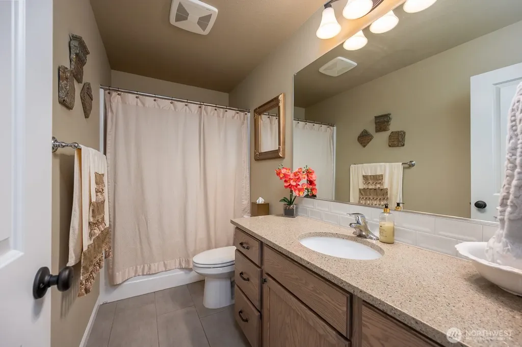 4703 E Thrush Street Moses Lake WA 98837