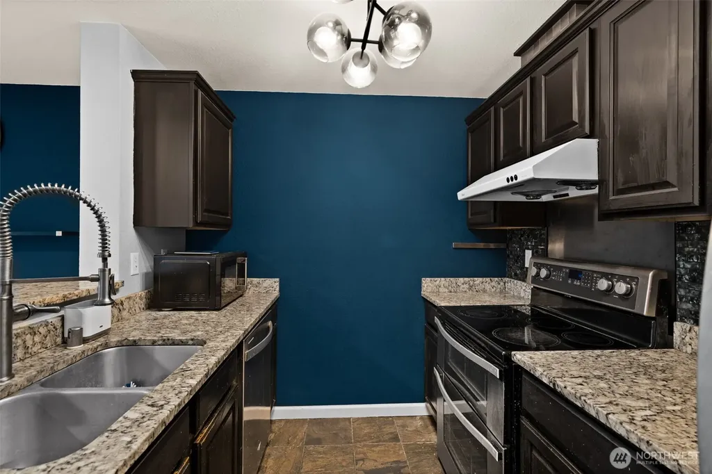 11002 SE Petrovitsky Road Renton WA 98055