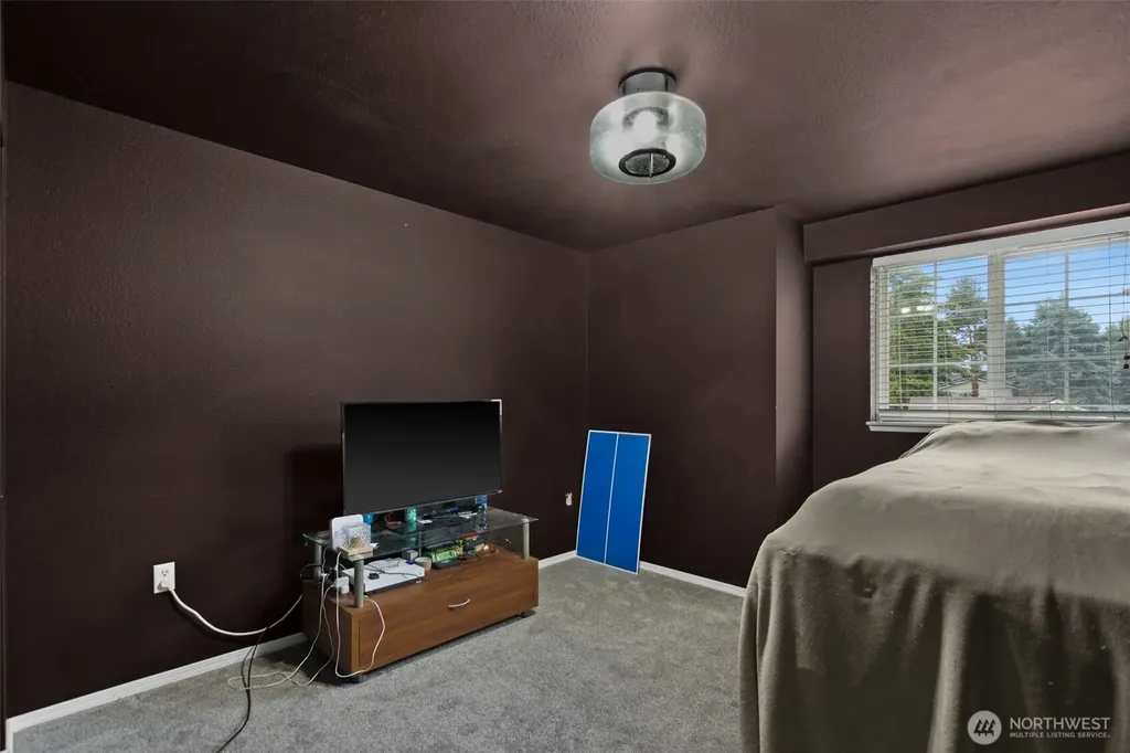 11002 SE Petrovitsky Road Renton WA 98055