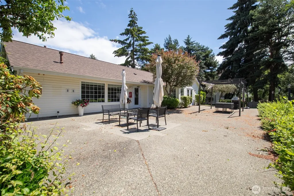 11002 SE Petrovitsky Road Renton WA 98055