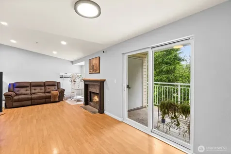 11002 SE Petrovitsky Road Renton WA 98055