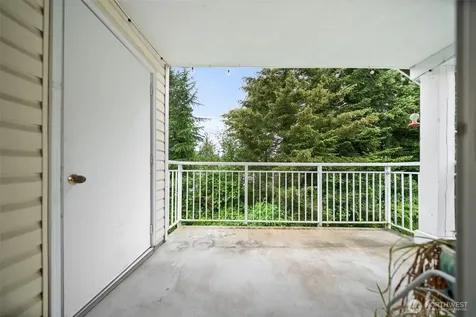 11002 SE Petrovitsky Road Renton WA 98055