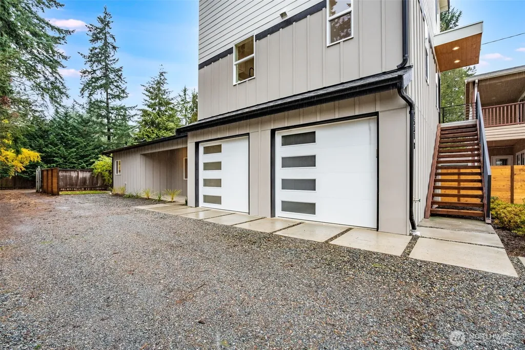 12531 25th Avenue NE Seattle WA 98125
