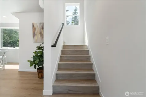 12531 25th Avenue NE Seattle WA 98125