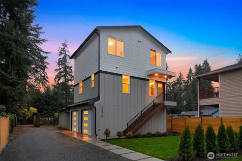 12531 25th Avenue NE Seattle WA 98125