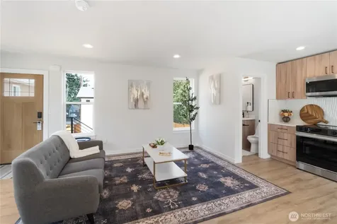 12531 25th Avenue NE Seattle WA 98125