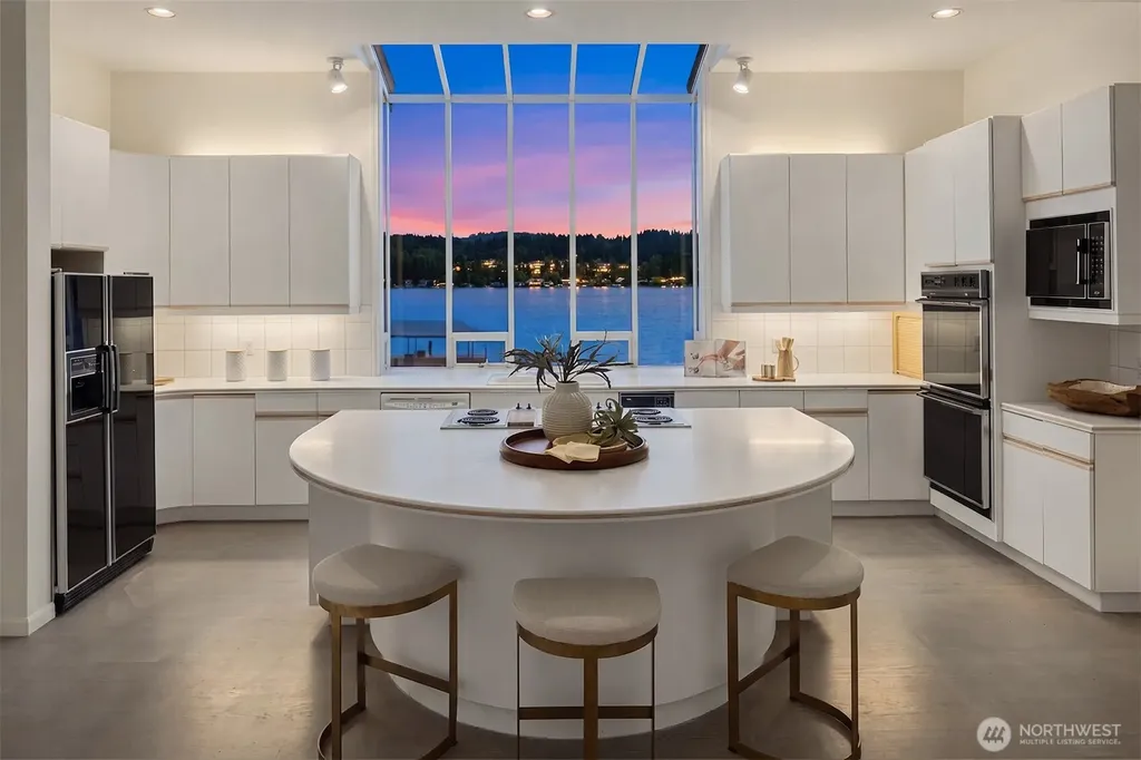 5412 96th Avenue SE Mercer Island WA 98040
