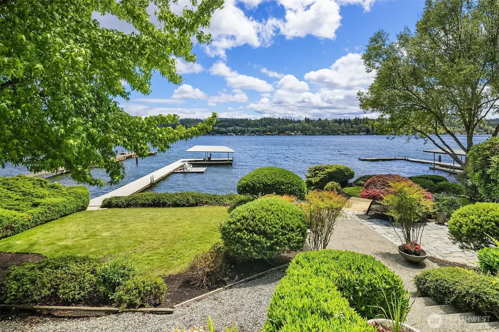 5412 96th Avenue SE Mercer Island WA 98040