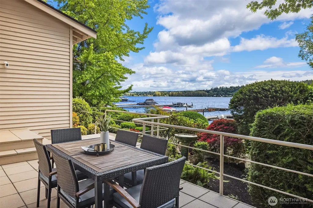 5412 96th Avenue SE Mercer Island WA 98040