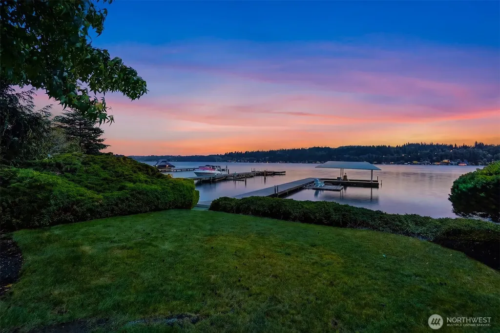 5412 96th Avenue SE Mercer Island WA 98040