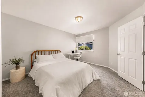 124 202nd Street SE Bothell WA 98012