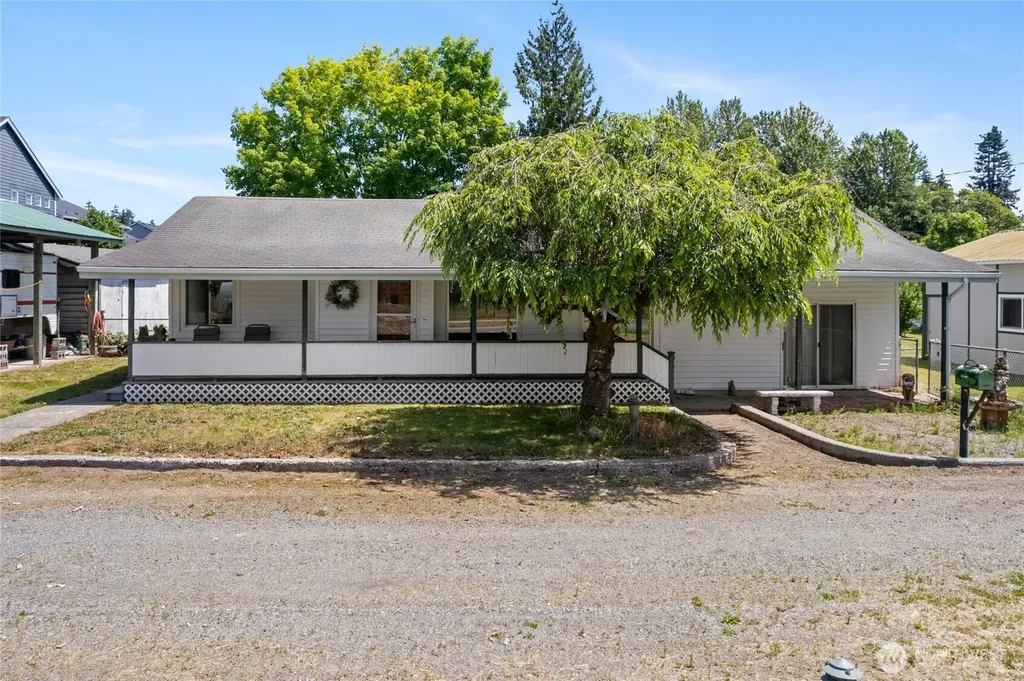 26508 132nd Avenue SE Kent WA 98042