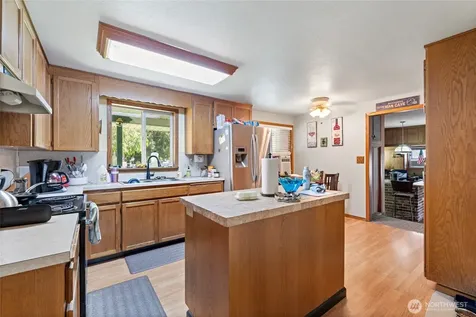 26508 132nd Avenue SE Kent WA 98042