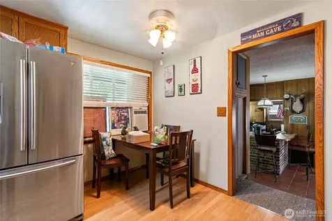 26508 132nd Avenue SE Kent WA 98042