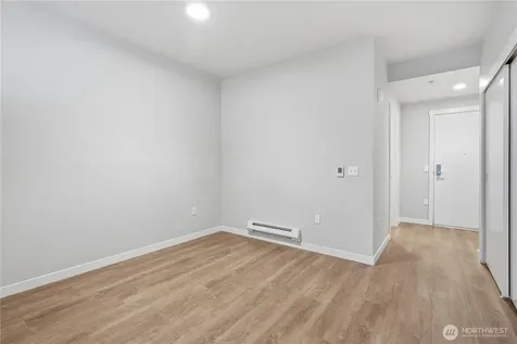 1085 103rd Avenue NE Bellevue WA 98004