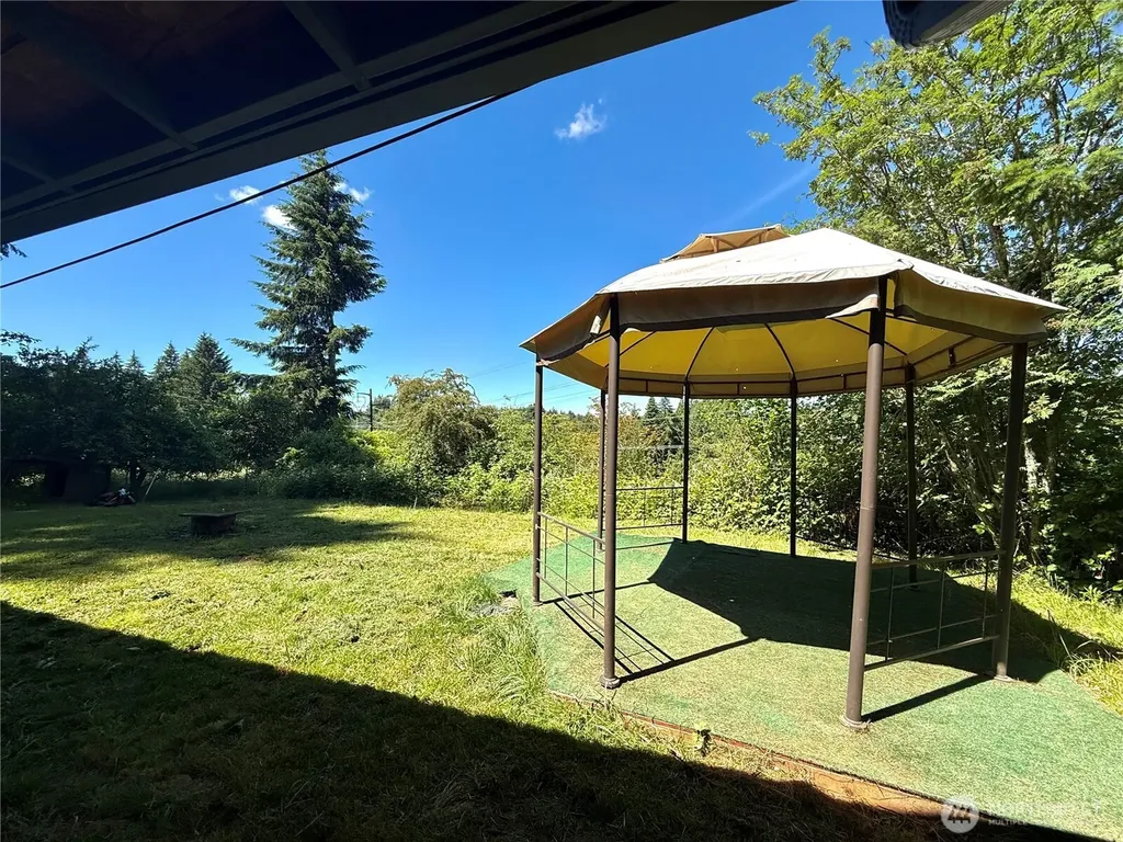1015 Coal Creek Chehalis WA 98532