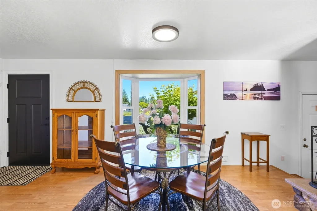 14215 55th Avenue NE Marysville WA 98271