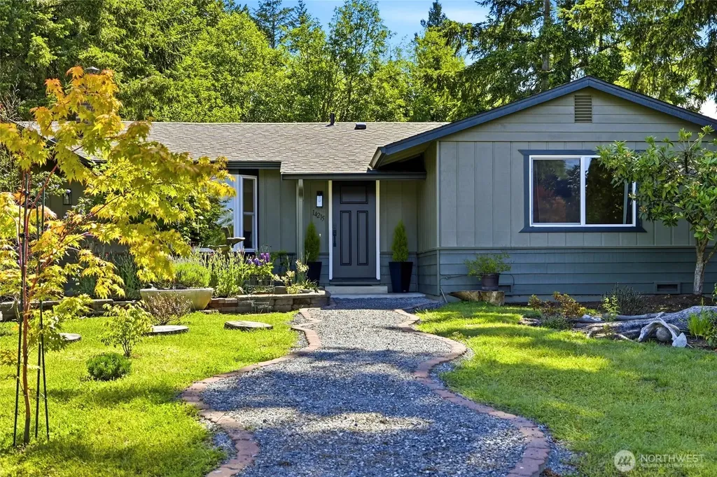 14215 55th Avenue NE Marysville WA 98271