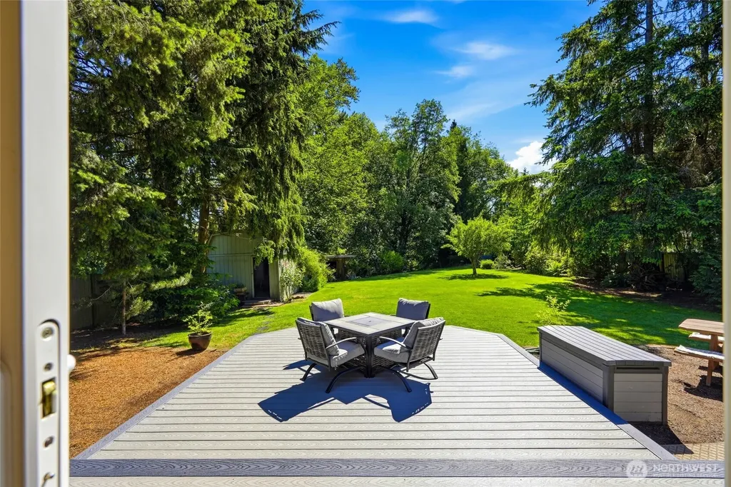 14215 55th Avenue NE Marysville WA 98271