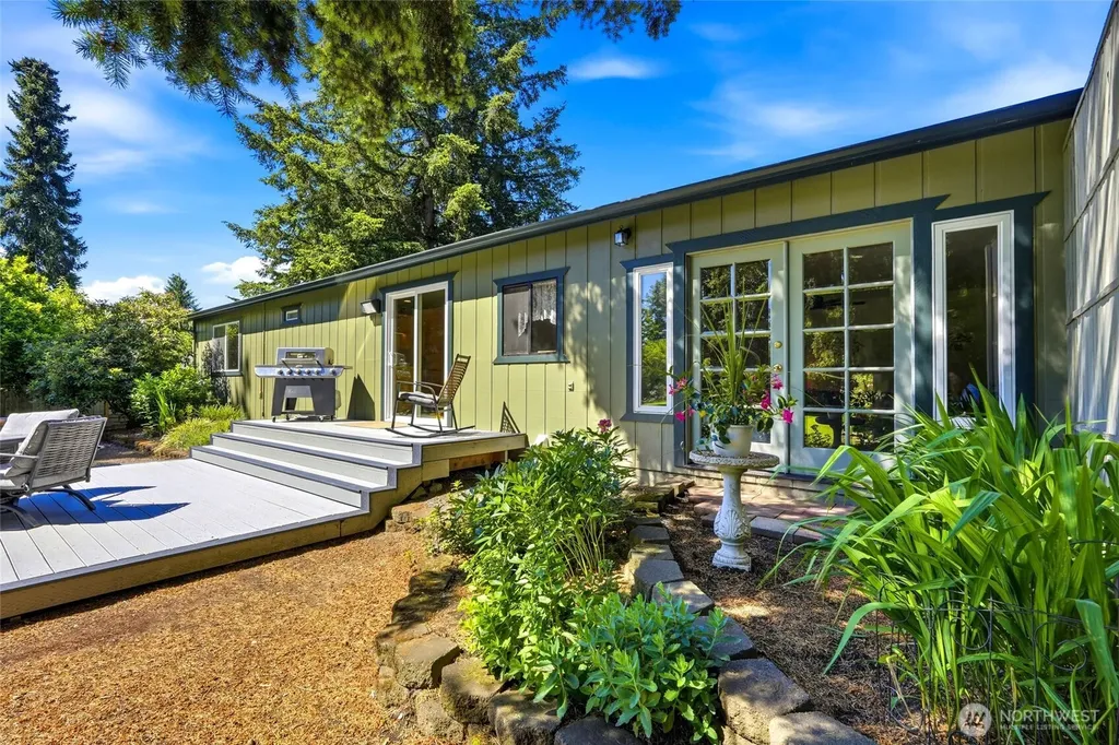 14215 55th Avenue NE Marysville WA 98271