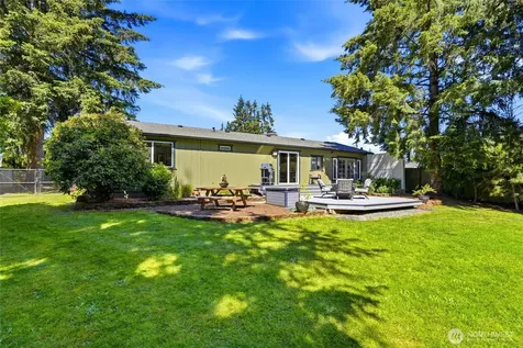 14215 55th Avenue NE Marysville WA 98271