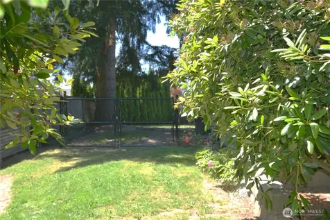 14215 55th Avenue NE Marysville WA 98271