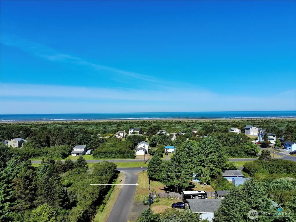 198 N Narwhal Loop NW Ocean Shores WA 98569