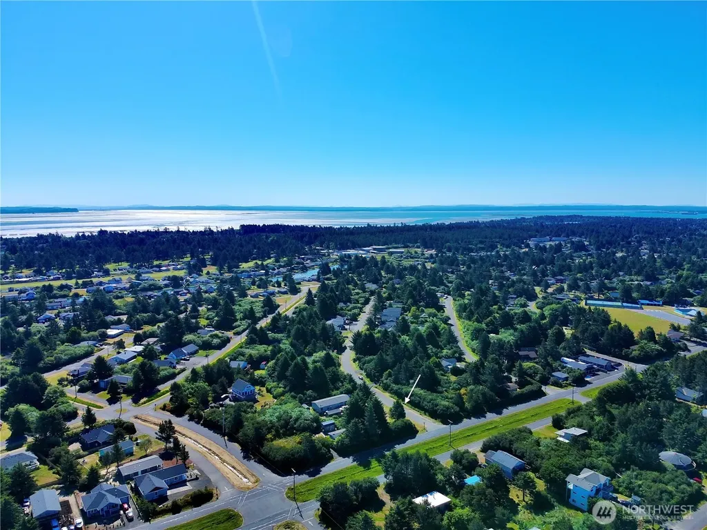 198 N Narwhal Loop NW Ocean Shores WA 98569