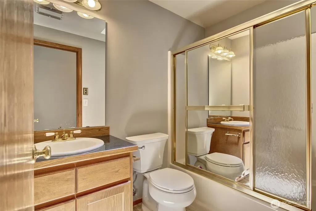 4026 205th Place SW Lynnwood WA 98036