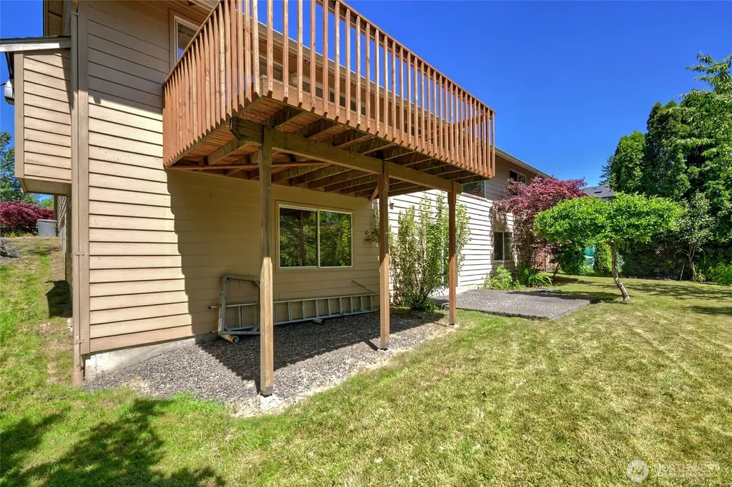 4026 205th Place SW Lynnwood WA 98036