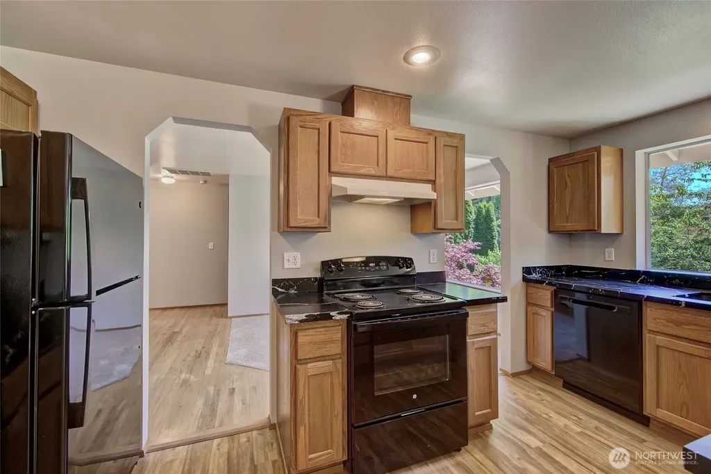 4026 205th Place SW Lynnwood WA 98036