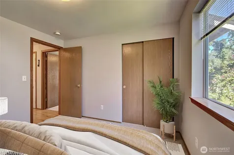 4026 205th Place SW Lynnwood WA 98036