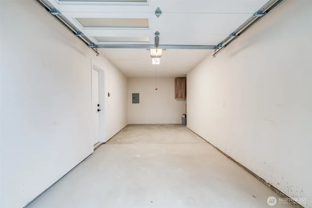 12531 25th Avenue NE Seattle WA 98125