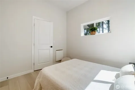 12531 25th Avenue NE Seattle WA 98125